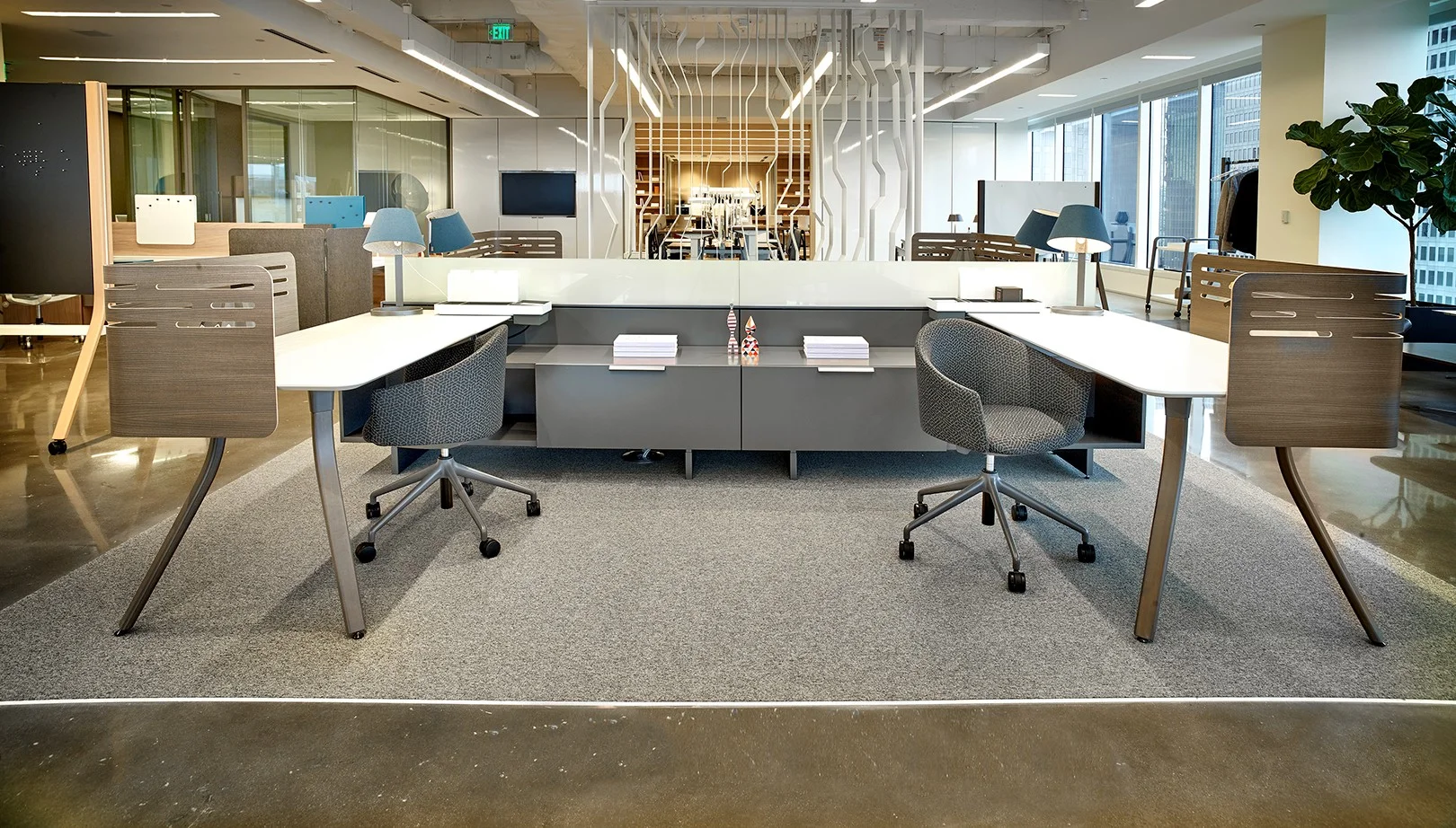 _03_Teknion_Dallas_District Workstation.jpg