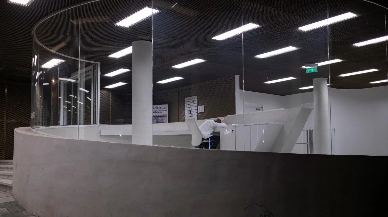 Will coronavirus bring back the cubicle?