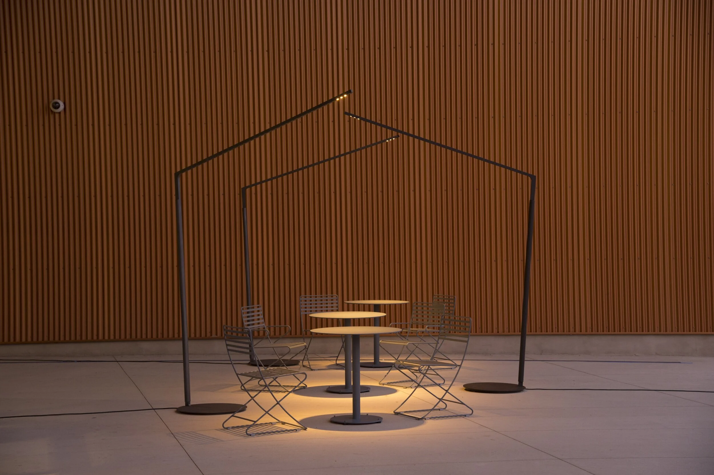 Landscape Forms Announces Lighting Partnership with the St. Louis Lighting Group