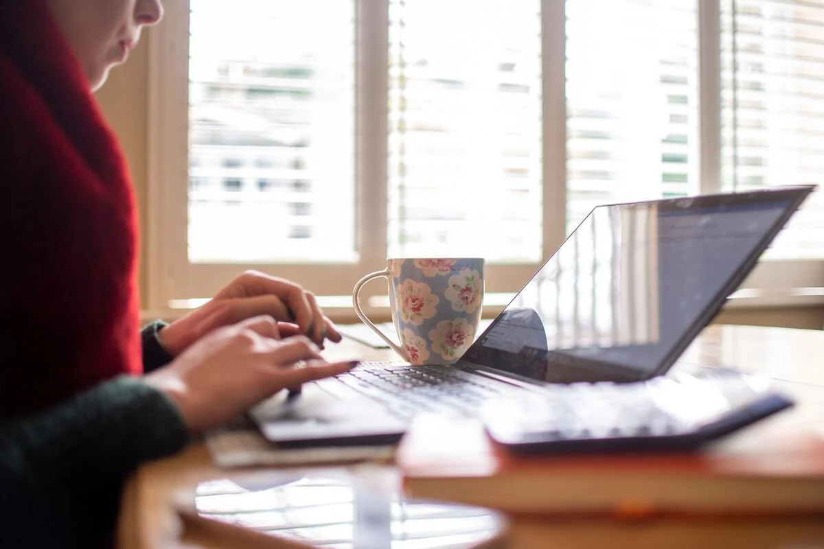 Organizations shift attitudes on meeting costs of home office setup