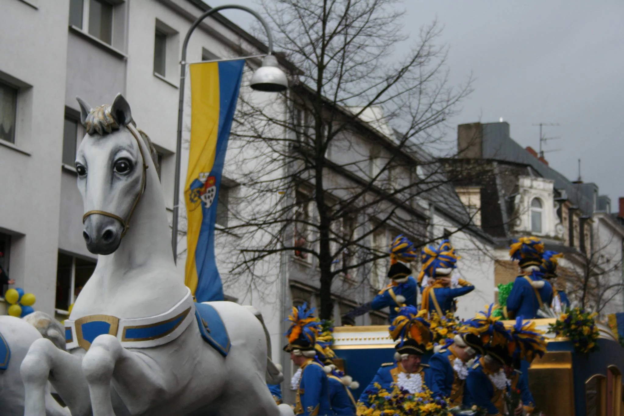 Part of the procession in Ehrenfeld, which Alex attended, on Karnevalsdienstag (photo courtesy of Alexander Sauers)