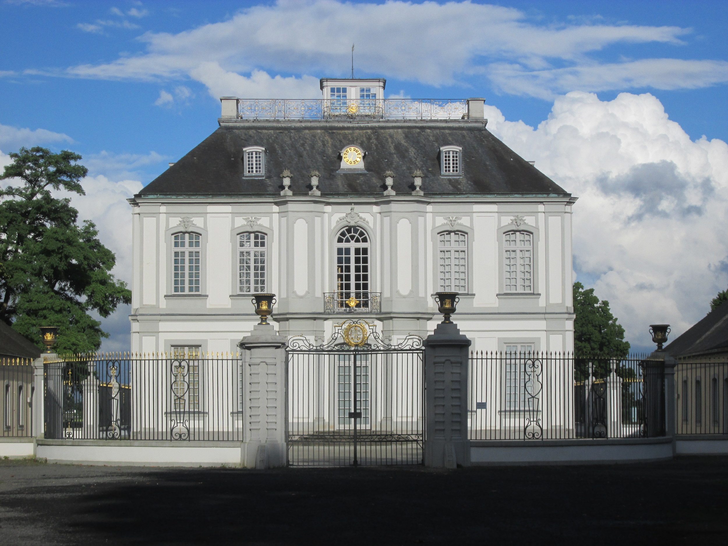 Schloss Valkenlust
