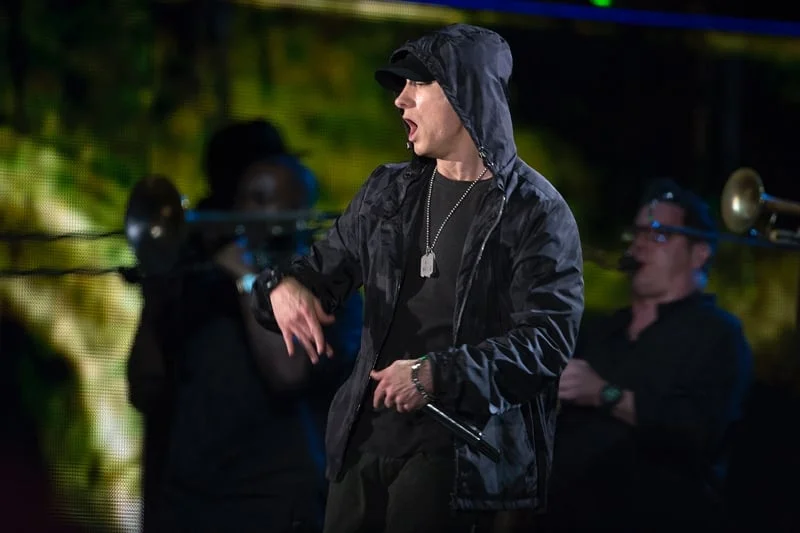 celebrities-overcome-addiction.jpg