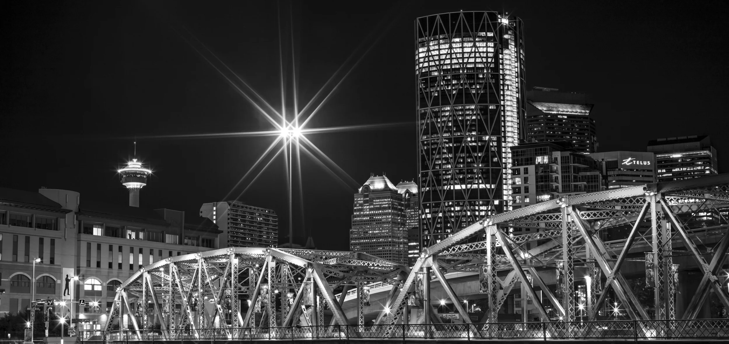 Lavigne_Bridge_hi Greyscale.jpg