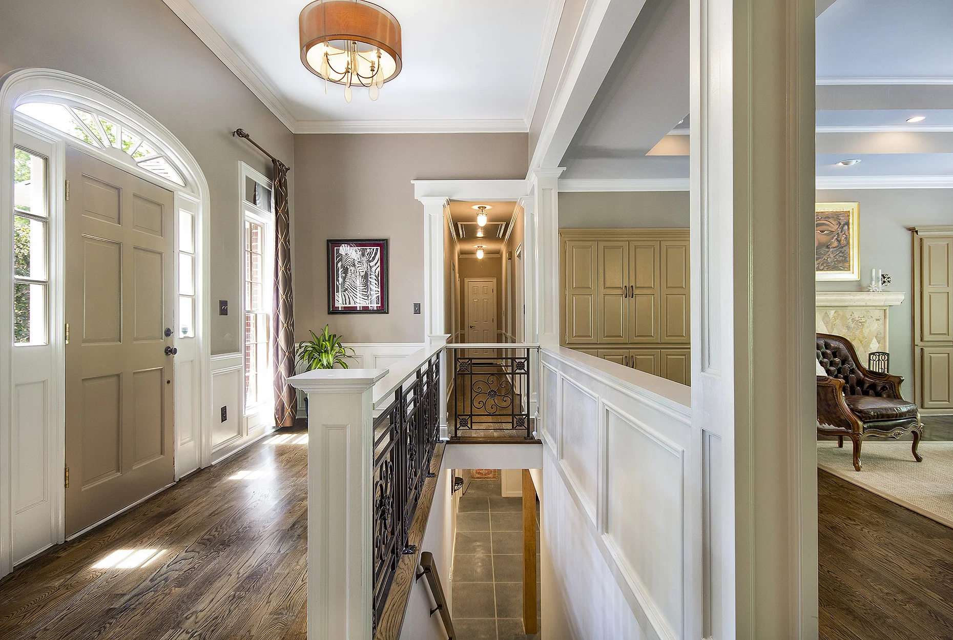 10_BrookfieldClubDr_Entrance_02.jpg