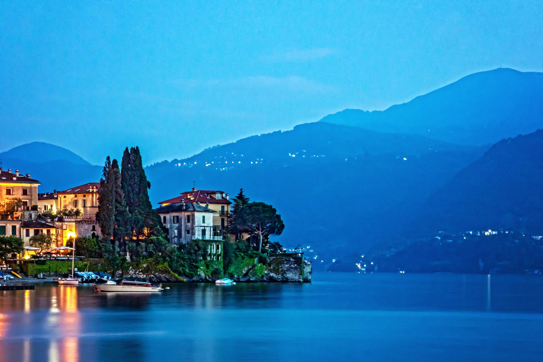 LakeComo_Twilight_10.jpg