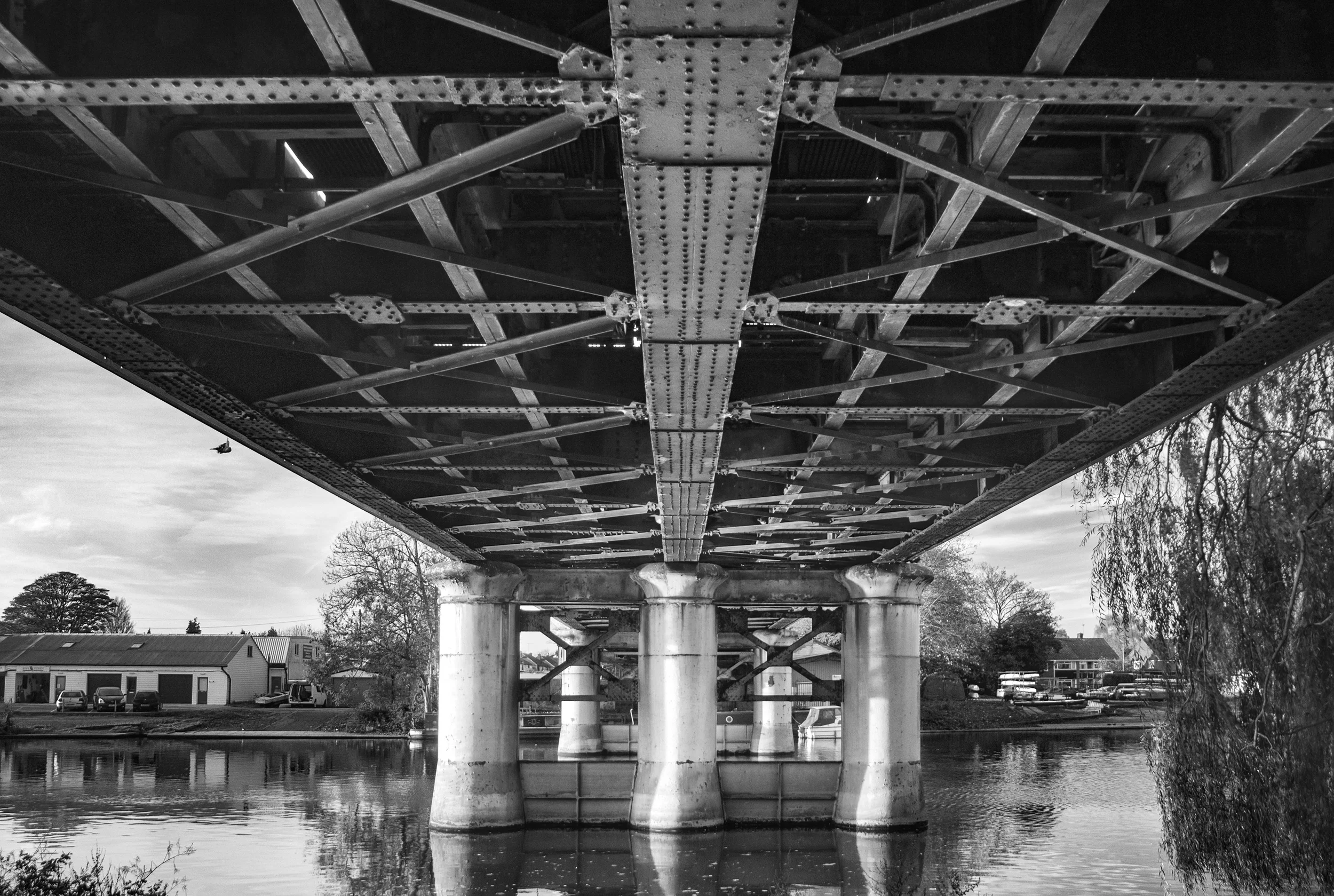 Staines_02-bw.jpg