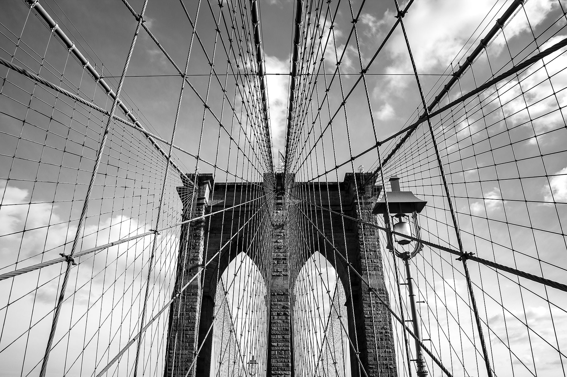 BrooklynBridge_02-bw_webuse.jpg