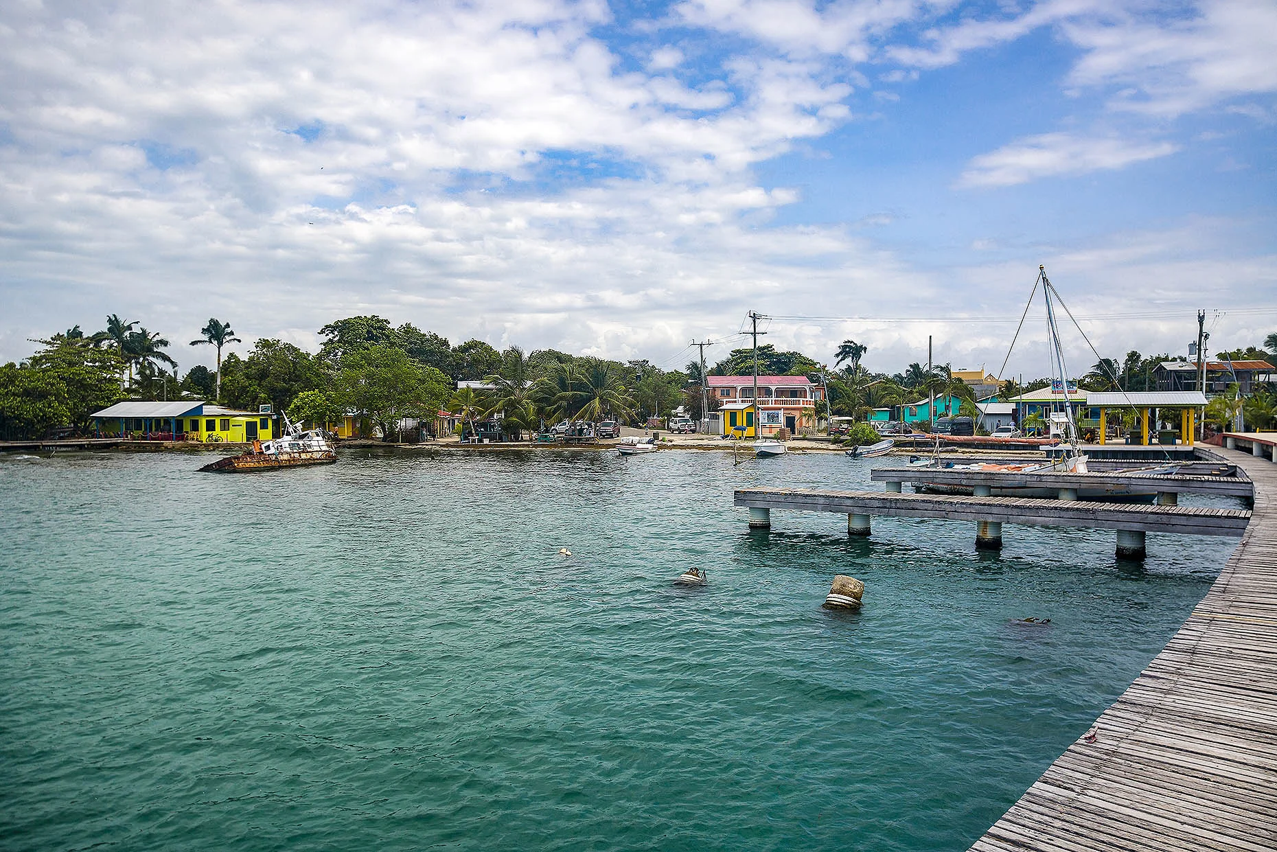 Belize_Placencia_Harbor_01.jpg