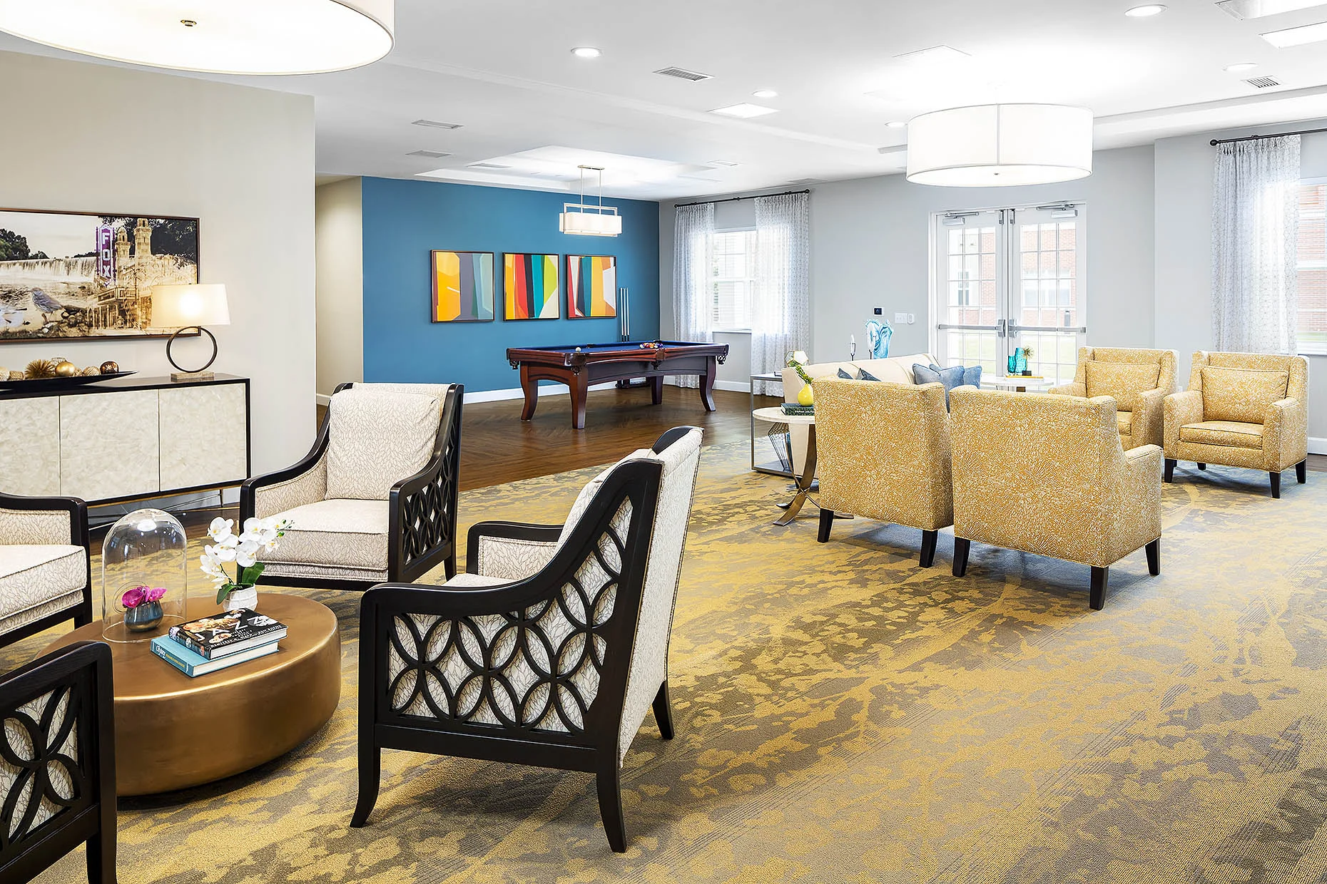 Caddis_Heartis_Fayetteville_ILBuilding_LivingRoom_01_webuse.jpg