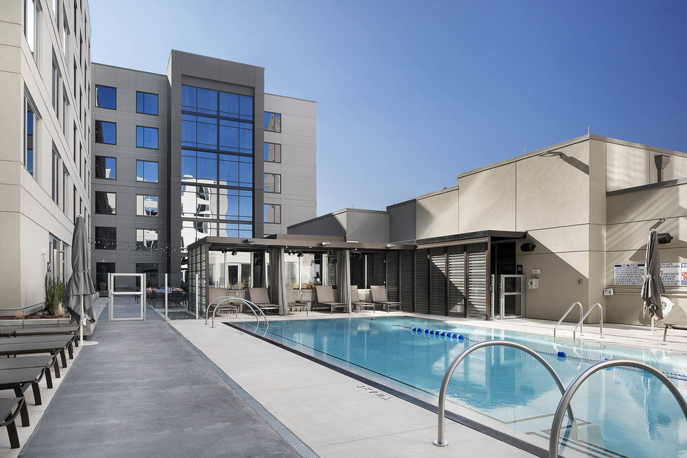 Winter_ACMoxyHotel_ATLMidtown_1.14.19_Exterior_Pool_01_webuse.jpg