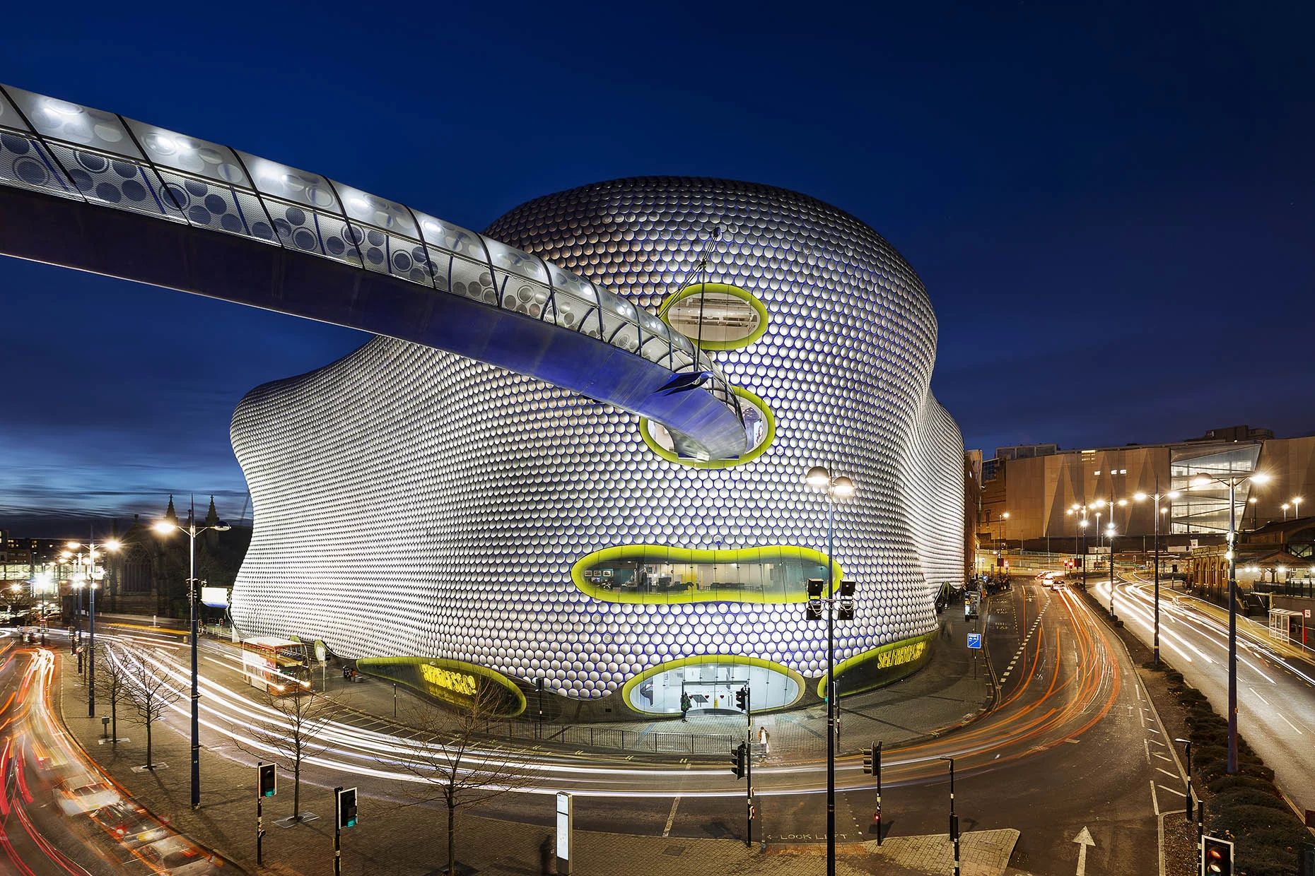 Birmingham_BullringBuilding_01_webuse.jpg