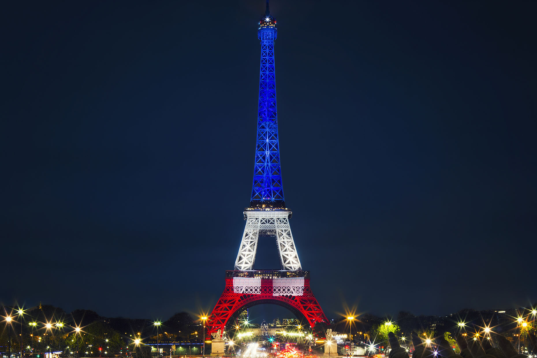 Paris_Eiffel_RWB_03.jpg