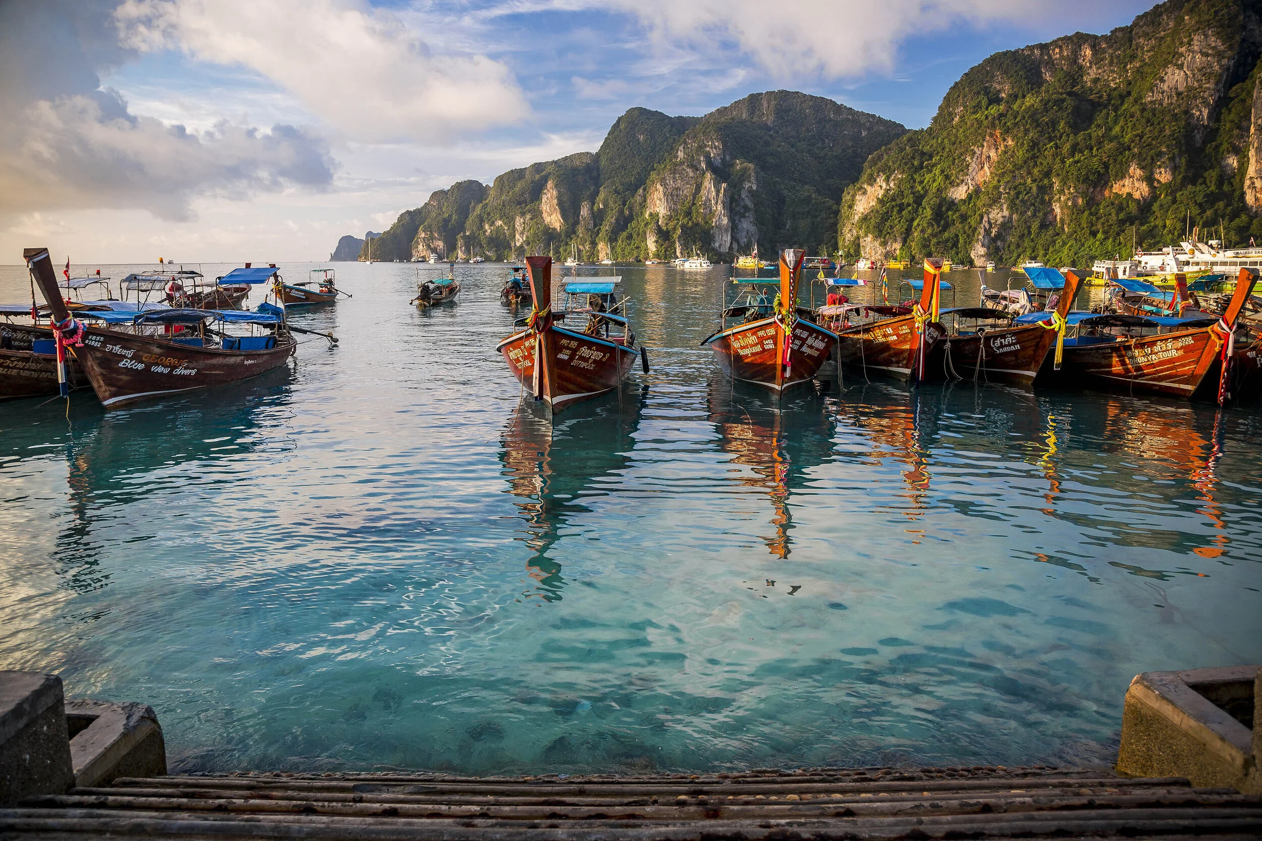Thailand_0M2A8335-e-m.jpg