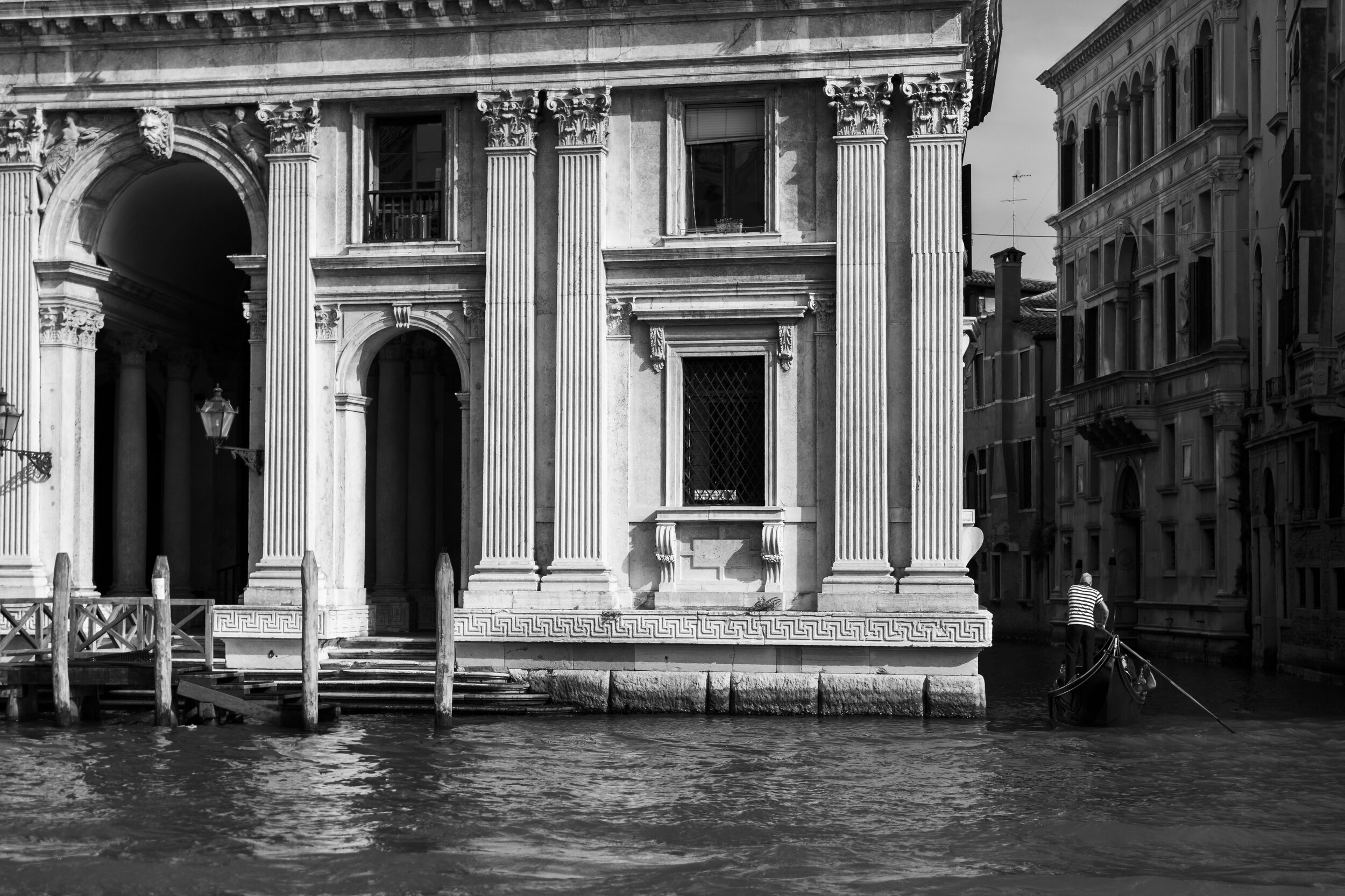 KBP_Italy_2019_5DMiii__9239__e_bw.jpg