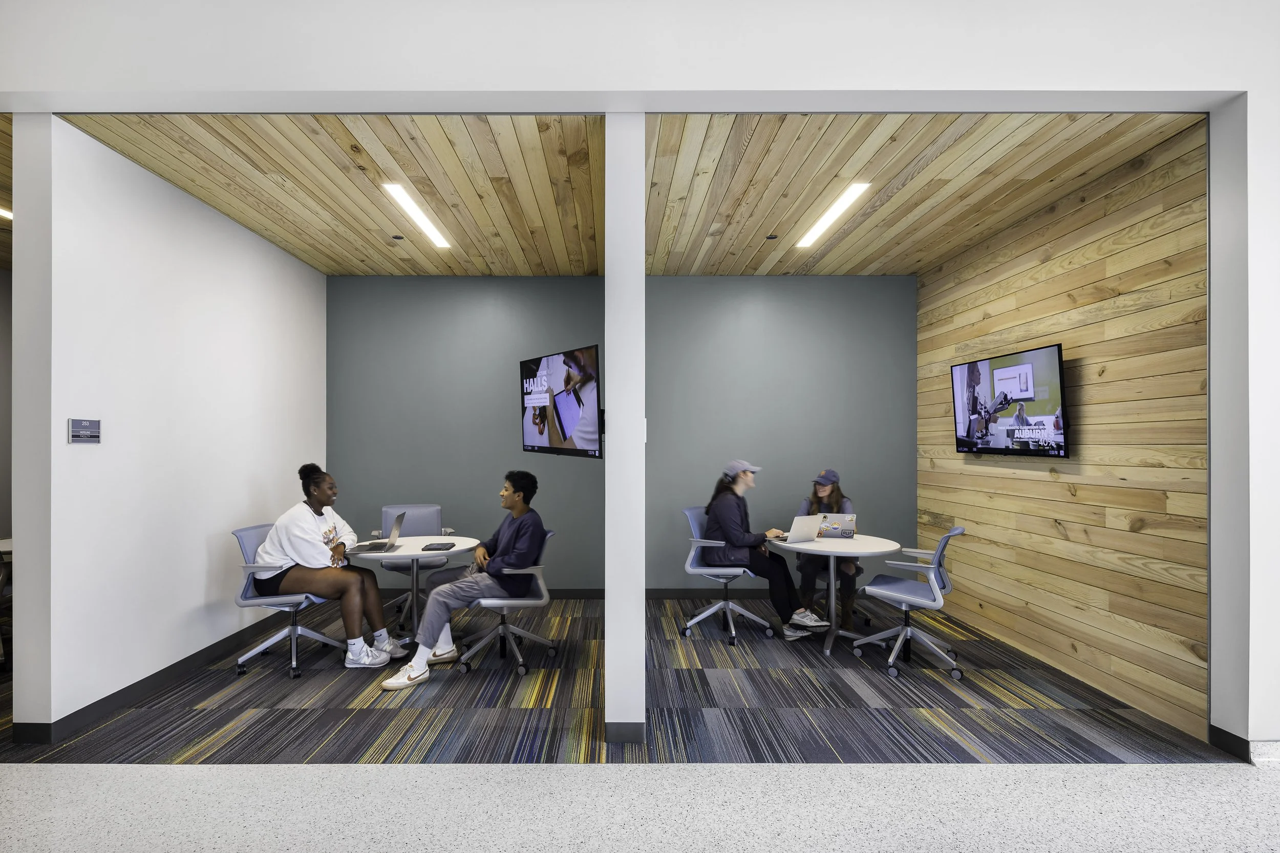 KatieBrickerPhoto_Perkins+Will_Auburn_ACLC-Dining-Hall_20221013_View_05_Edit_webuse.jpg (Copy)