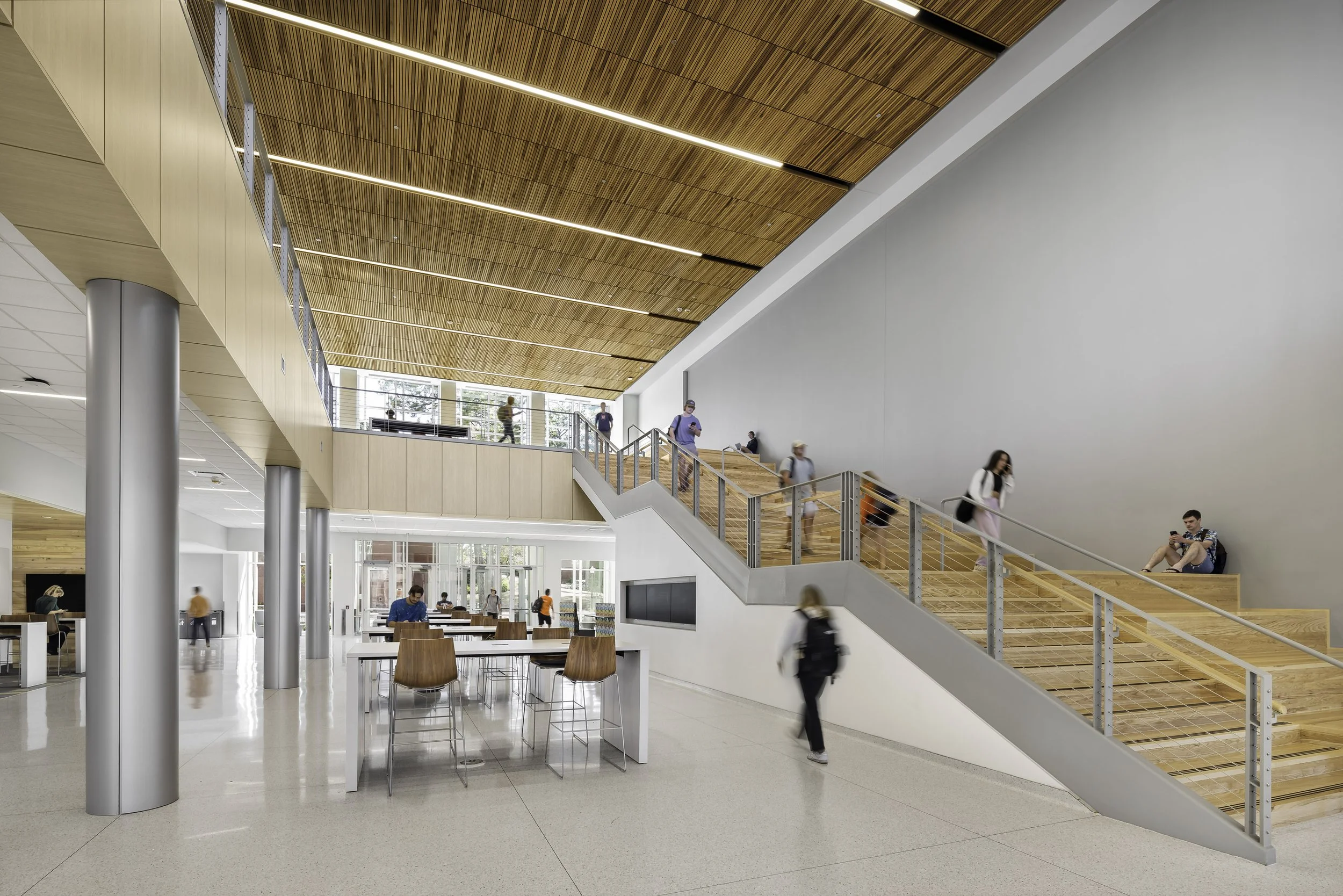 KatieBrickerPhoto_Perkins+Will_Auburn_ACLC-Dining-Hall_20221013_View_23_Edit_webuse.jpg (Copy)