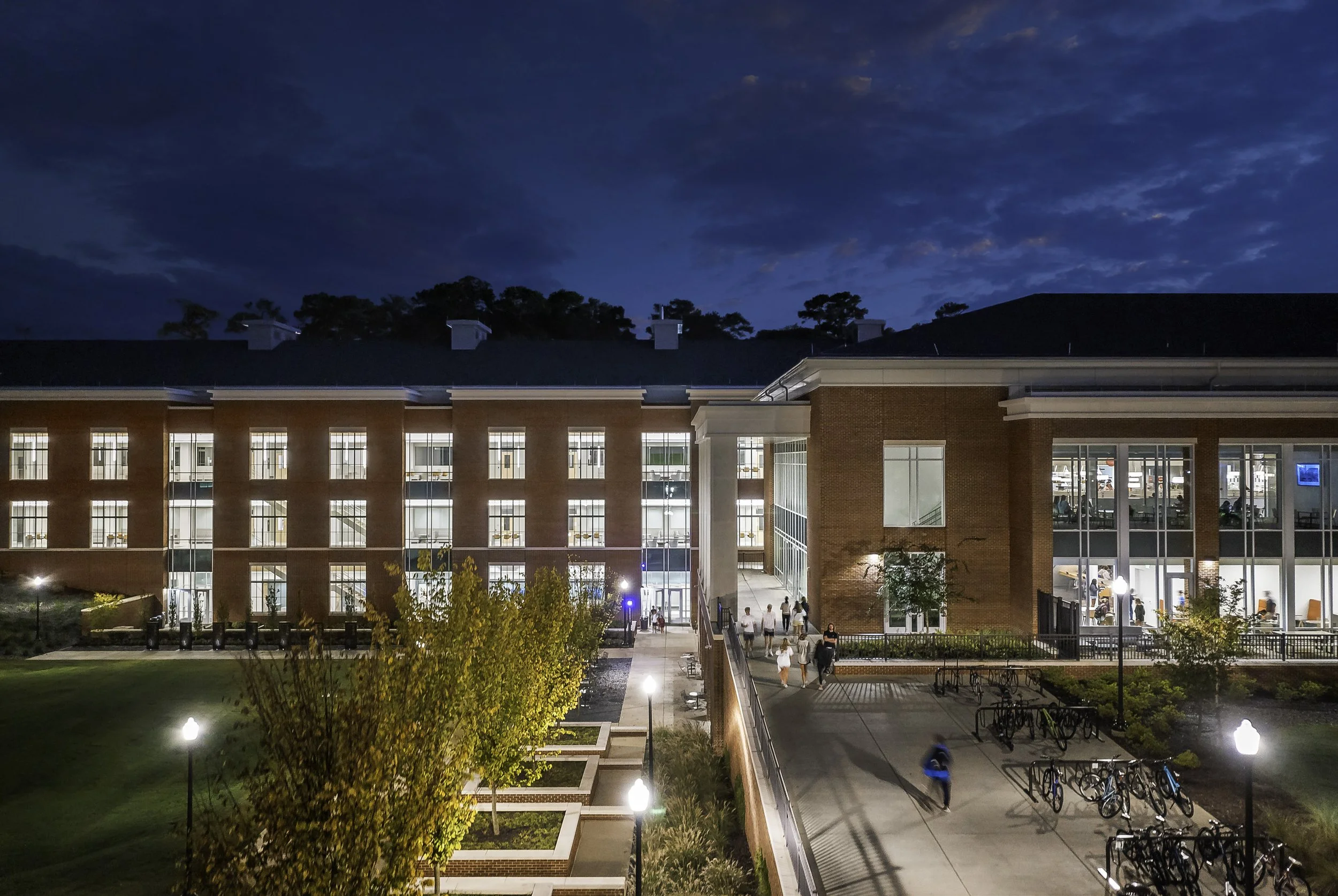 KatieBrickerPhoto_Perkins+Will_Auburn_ACLC-Dining-Hall_20221014_Drone_057-Edit_v2_skyreplacement_webuse.jpg (Copy)