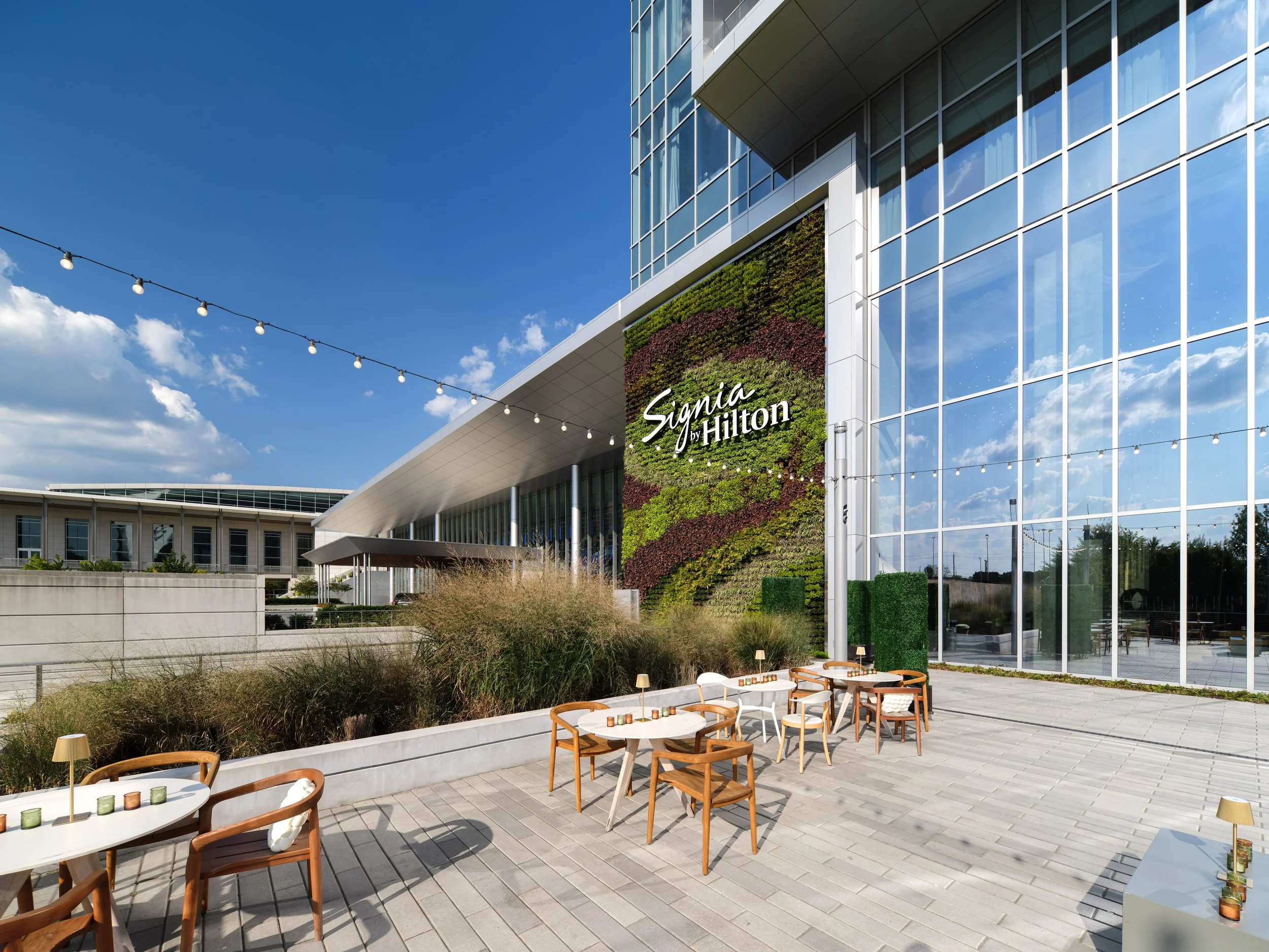 DTJ_Signia-Hotel_Composites_0263_Final_Webuse.jpg