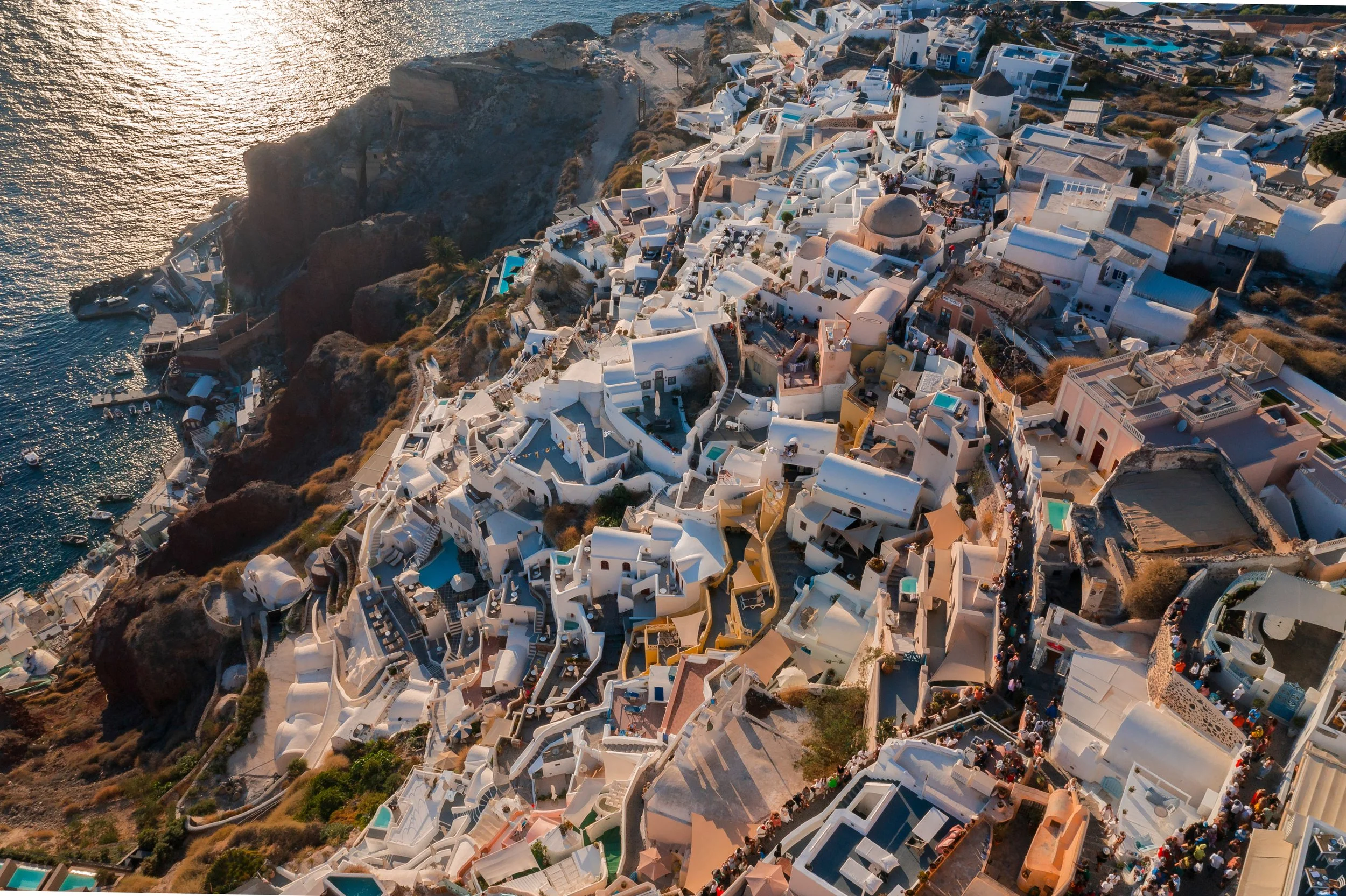 KBPHOTO_Greece_20230828_Santorini_Drone_016 (1)_Edit_Webuse.jpg