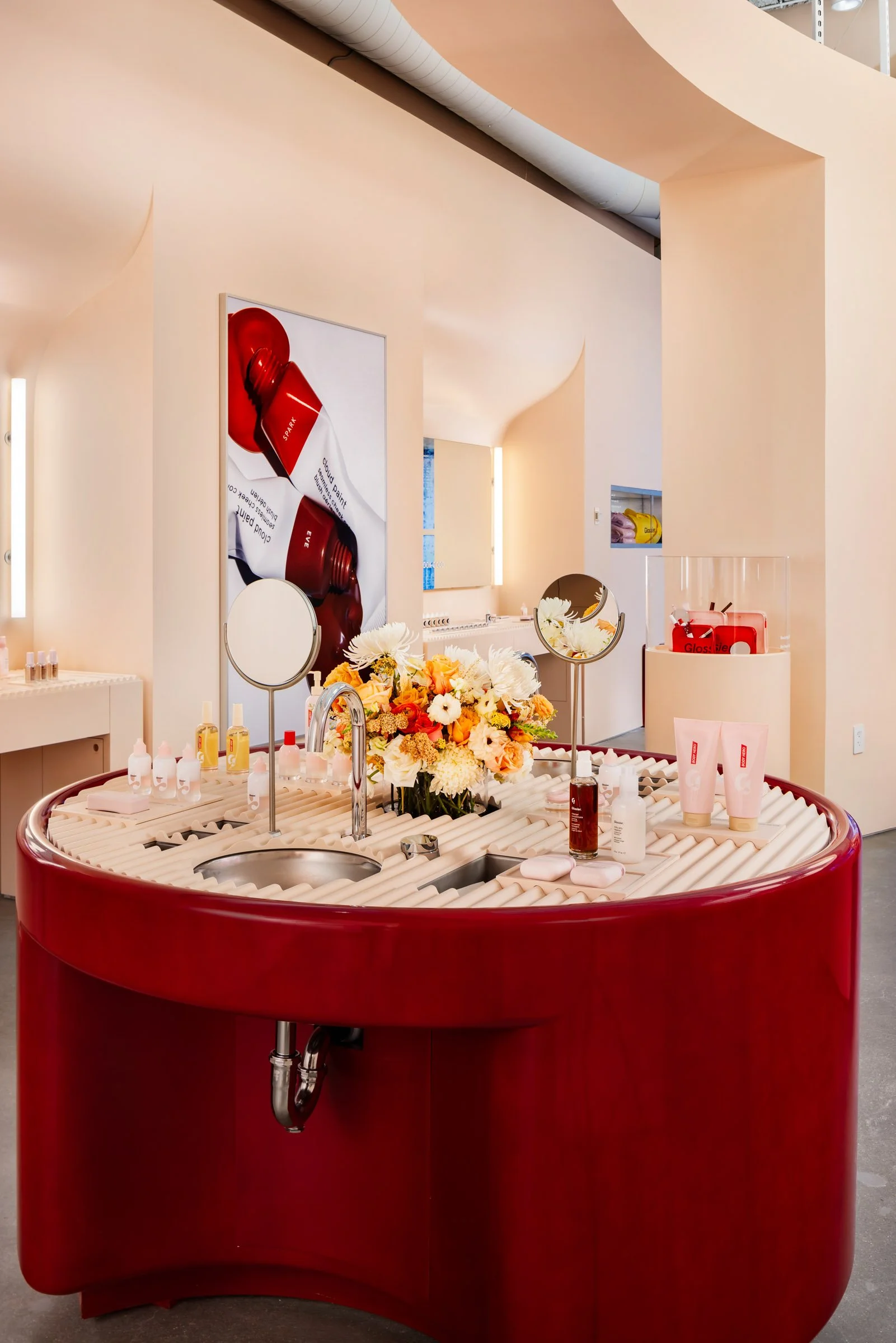 KatieBrickerPhoto_Glossier_ATL-Store_20220808__0012-Edit_webuse.jpg