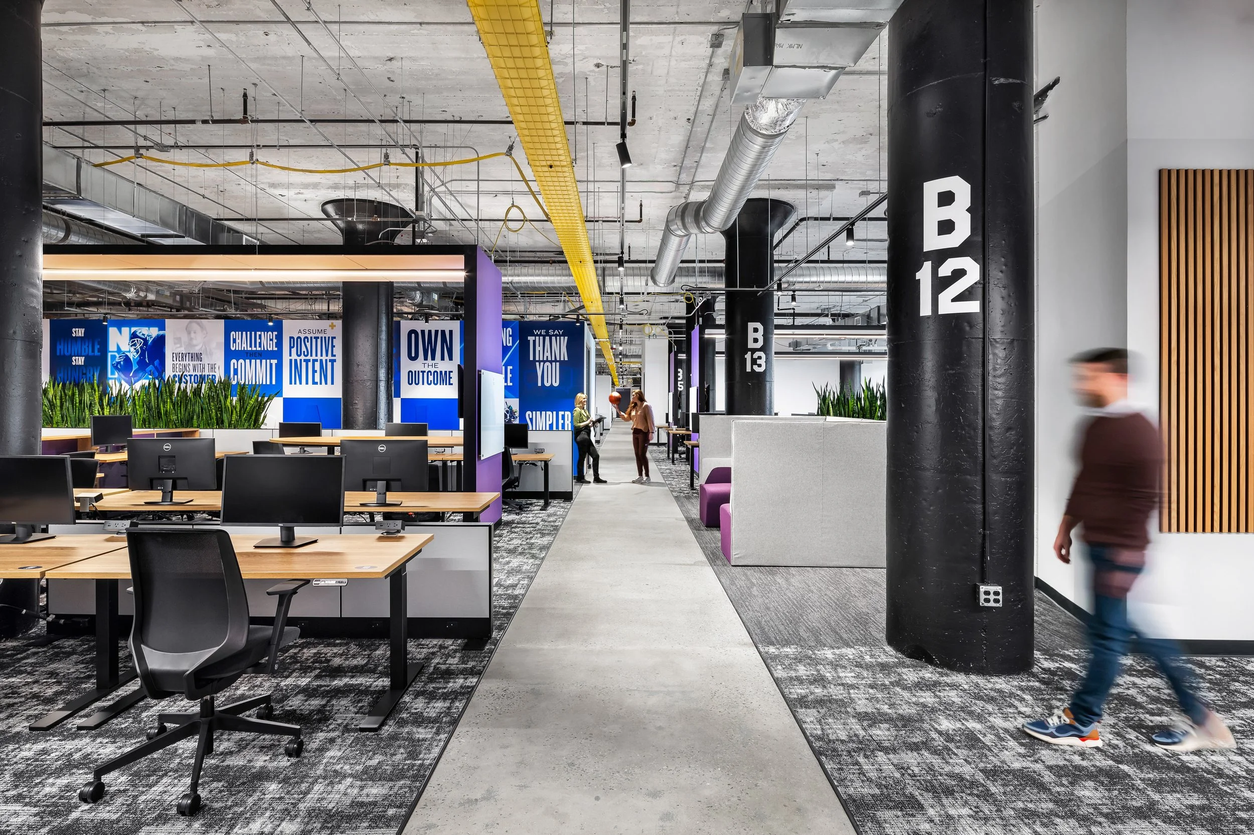 KBPHOTO_Unispace_FanDuel_20230428_1238-Edit_v2_people-opt-1_Final-webuse-revised.jpg
