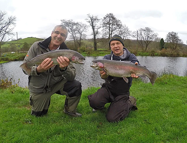 John Slaven (Left) & John Clarke (Right) both caught fish of 6lb 6oz this week!