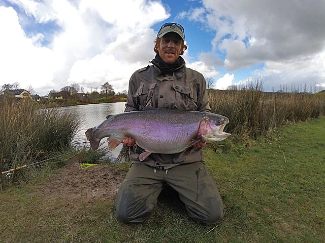Les Carter - on his way to winning the 2014 Exe Valley Fishery Bank Masters heat with a record Rainbow of 25lbs! He also won in 2015, can he do it again in 2016?
