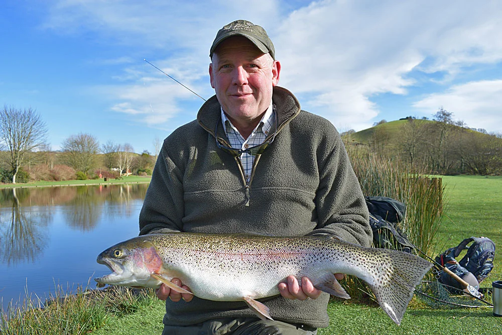 Rob Pithouse - from Wiltshire - 8lb 14oz Rainbow