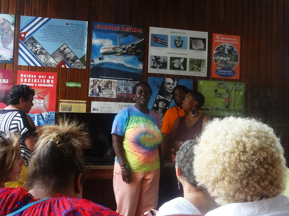 Addis Darlington (Coordinadora de Oremi), AnouchK Ibacka Valiente and Aishah Shahidah Simmons at NO! screening at Cine Acapulco, Havana, Cuba © 2015