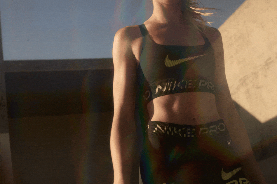 DOVE SHORE NIKE SOPHIA .gif