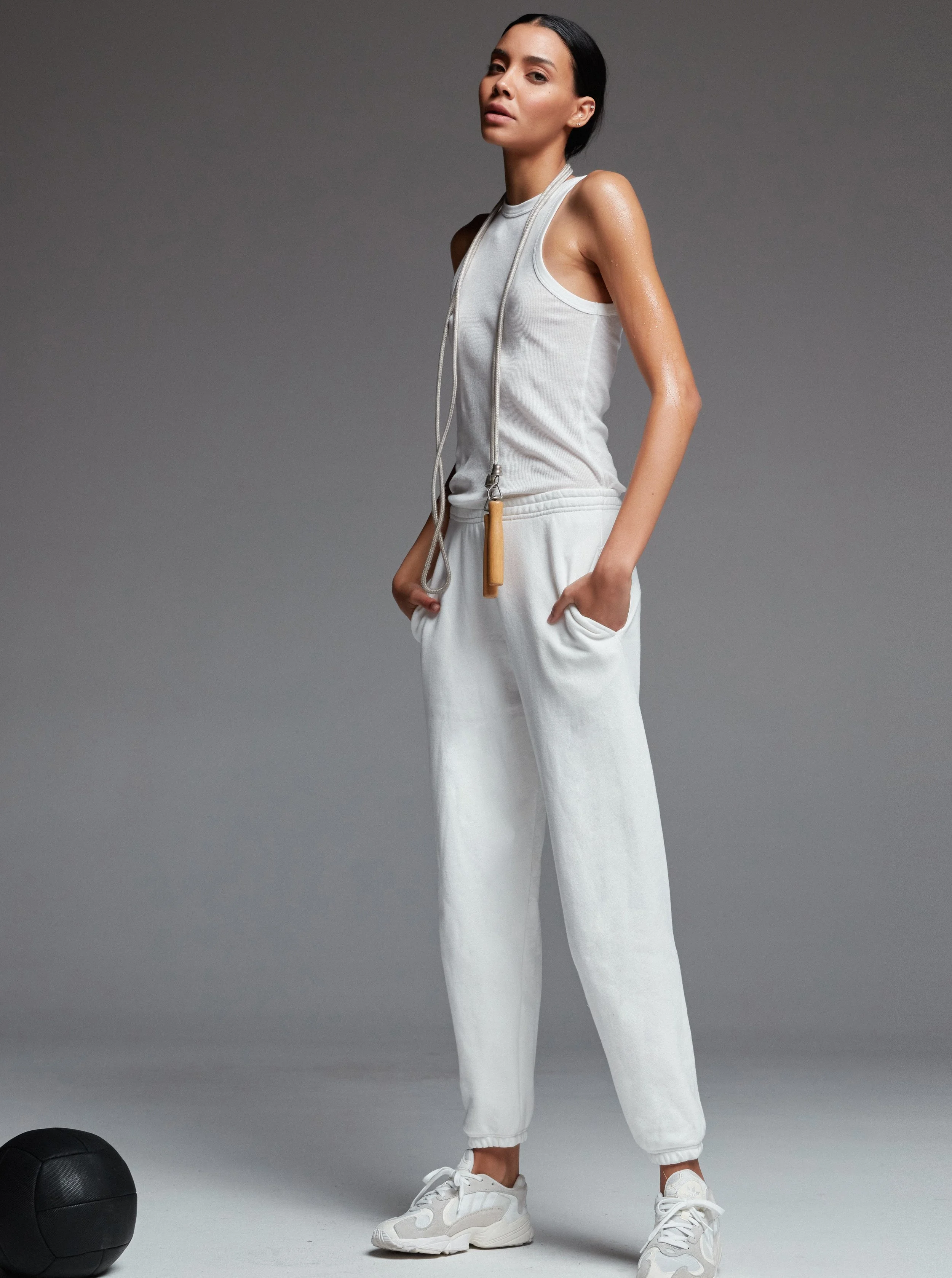 DOVE SHORE FIT 00037.jpg