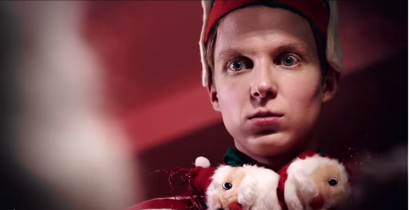 Still, Wilkinson Sword: #Savesanta or #Shavesanta
