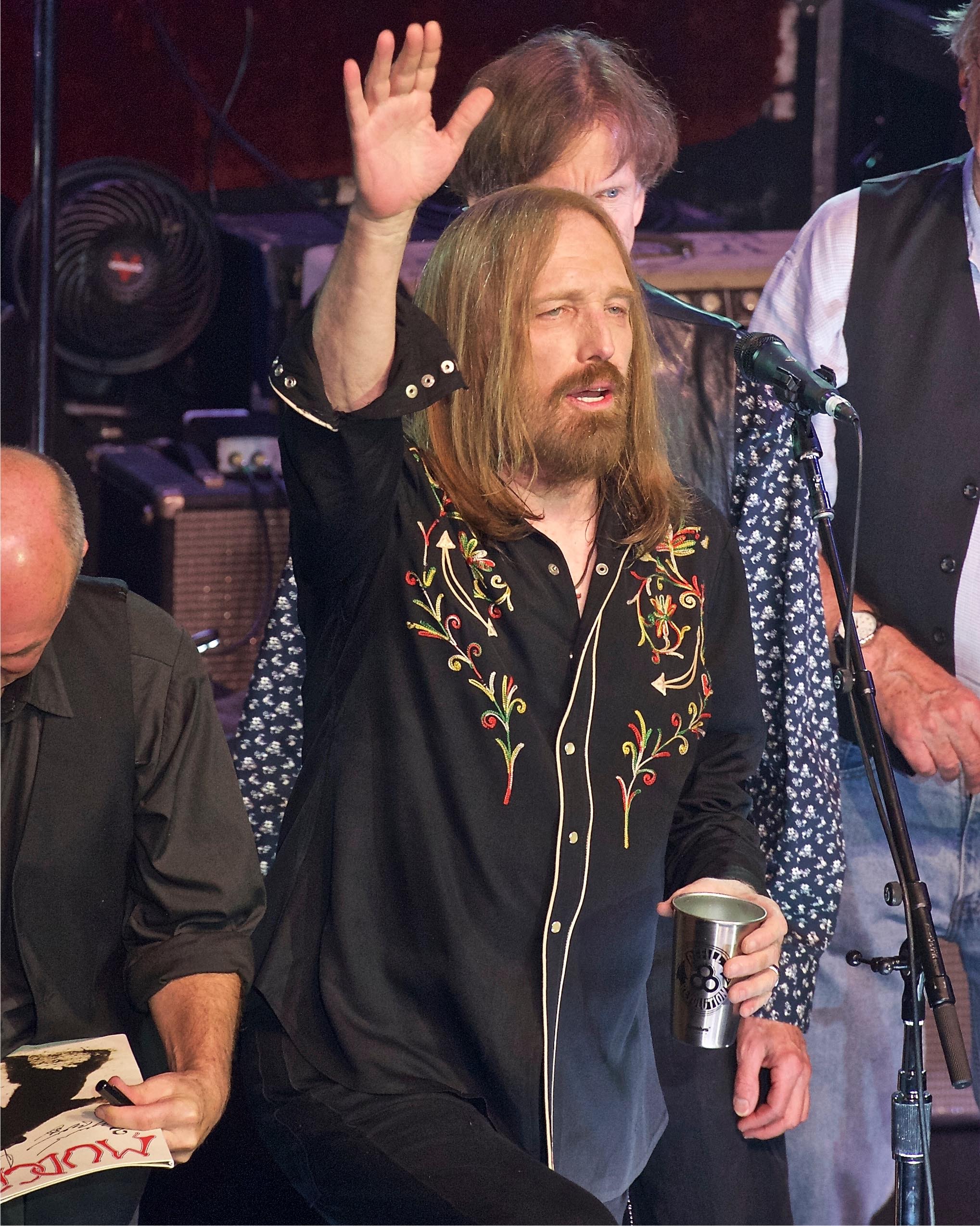 Tom Petty with a steel cup. Photo by Clay Holt. 