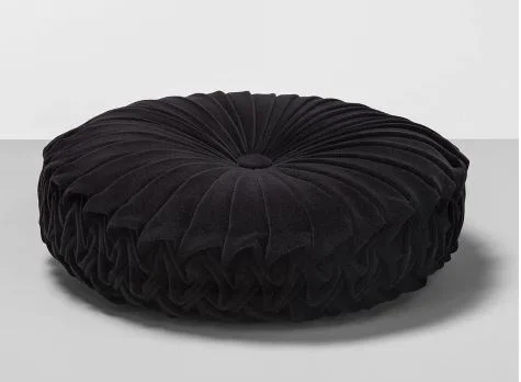 black pillow.JPG