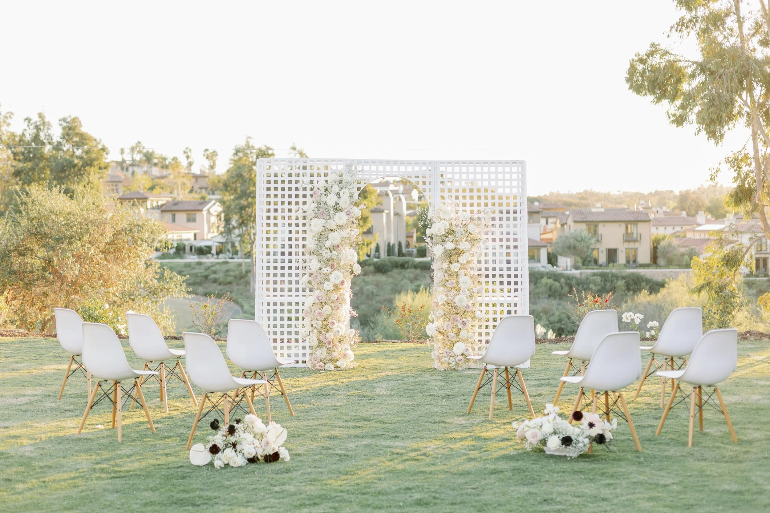 E933CBAF-F281-46C9-BF5E-9359DC4815F3