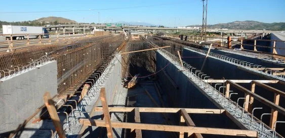 Riverside-Freeway-Construction.jpg