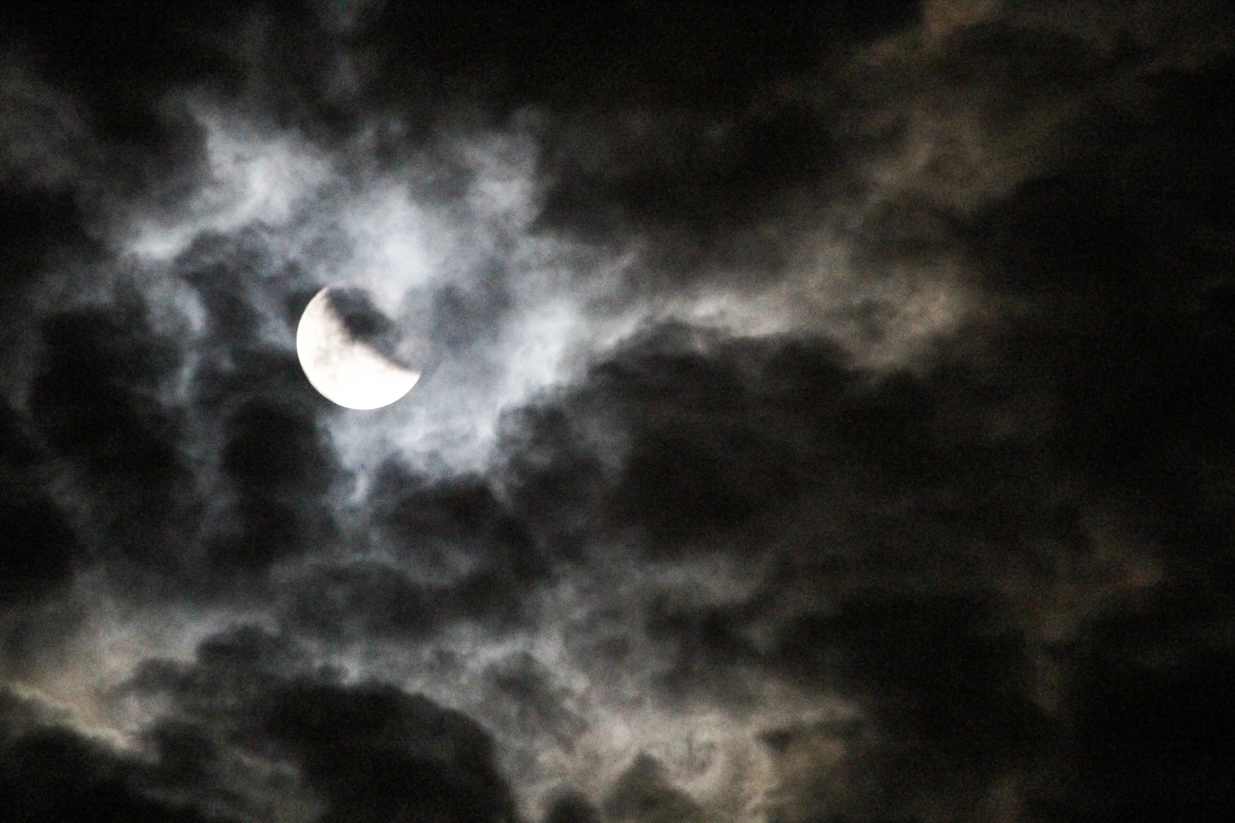 Romantic Moon