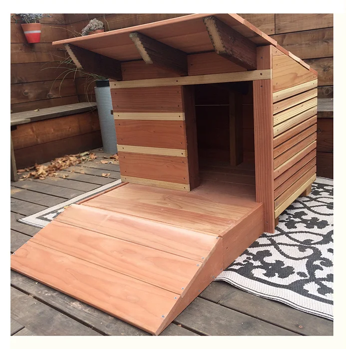 Redwood Dog House