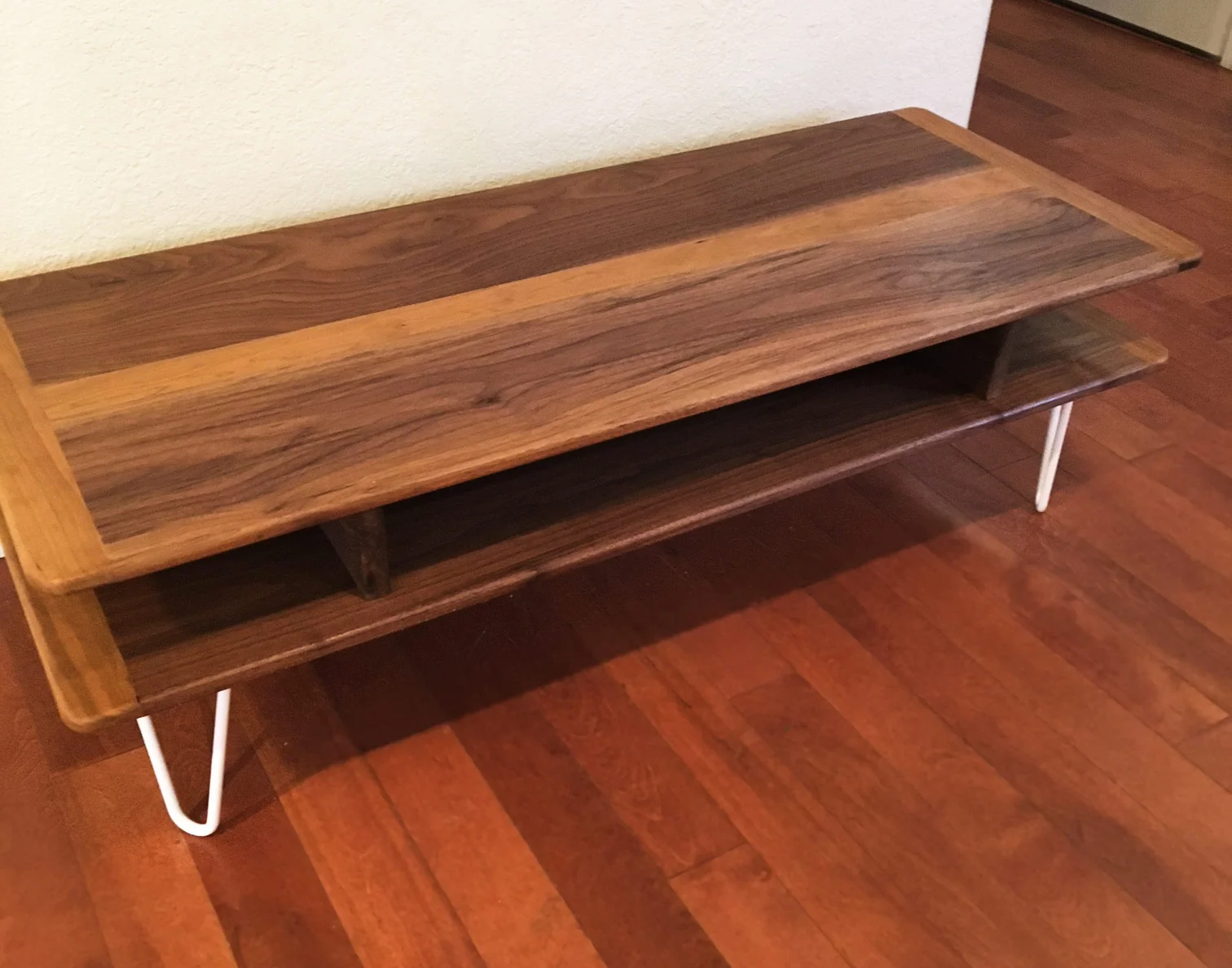 strongwood_coffeetable_1.jpg