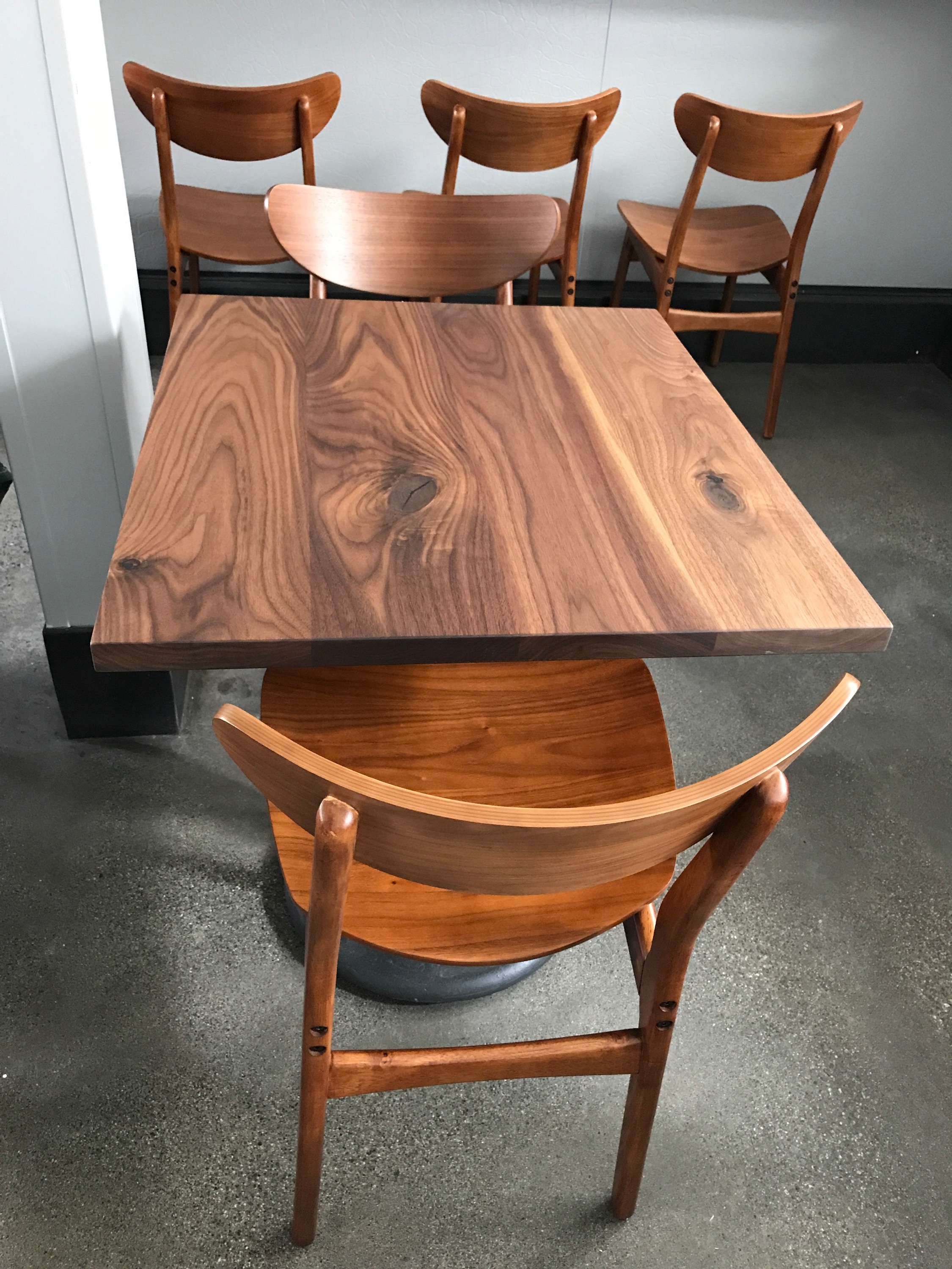 ardiana_tables.jpeg