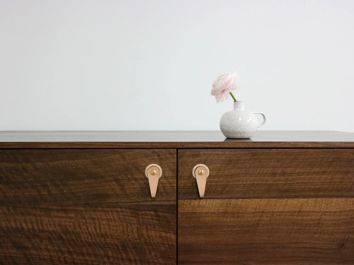 YUCCA STUFF_ZACATE CABINET_05.jpg