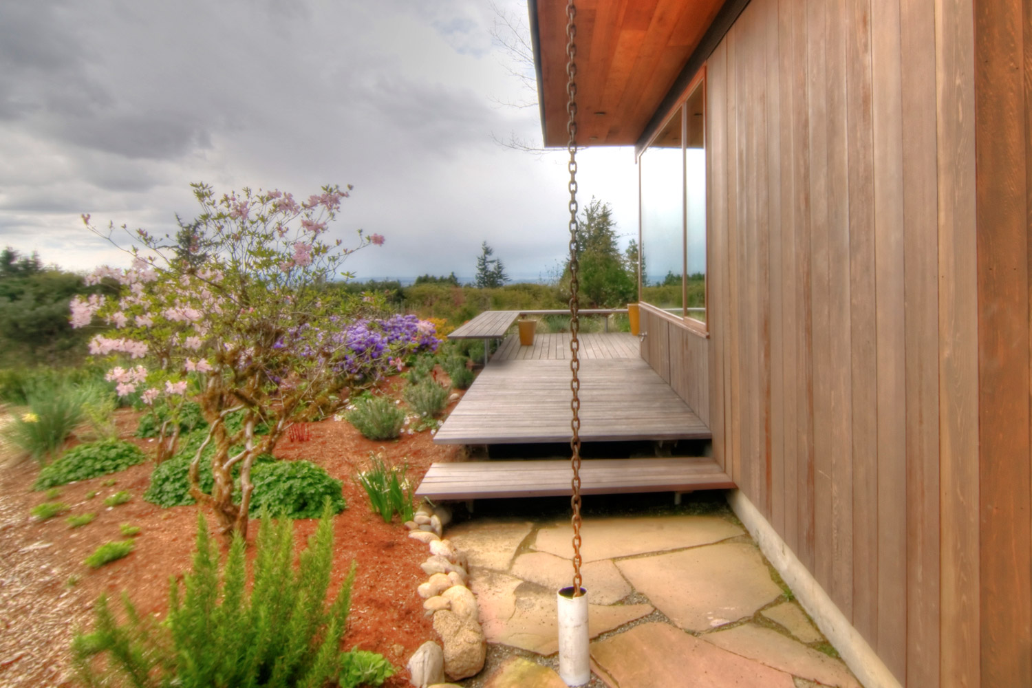 Hilltop_Exterior3.jpg