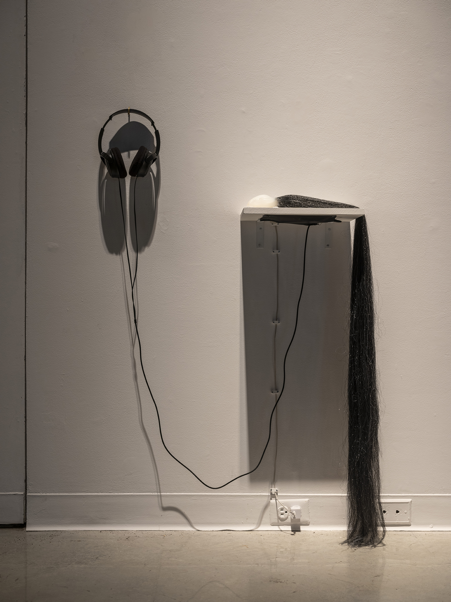   Plug,  2018 Silicone, synthetic hair, audio   and where is the body?,  2018 ArtLab, Western University. London, ON Photo: Mark Kasumovic 