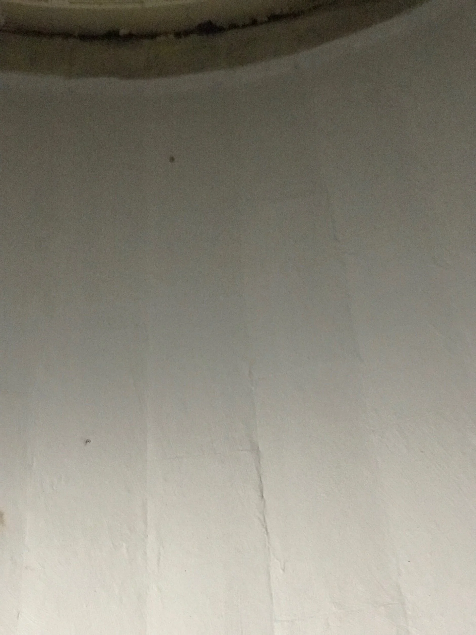 The walls are not "museum pristine", they show their age, I am not bothered, it is a grain silo and I ❤️ It.