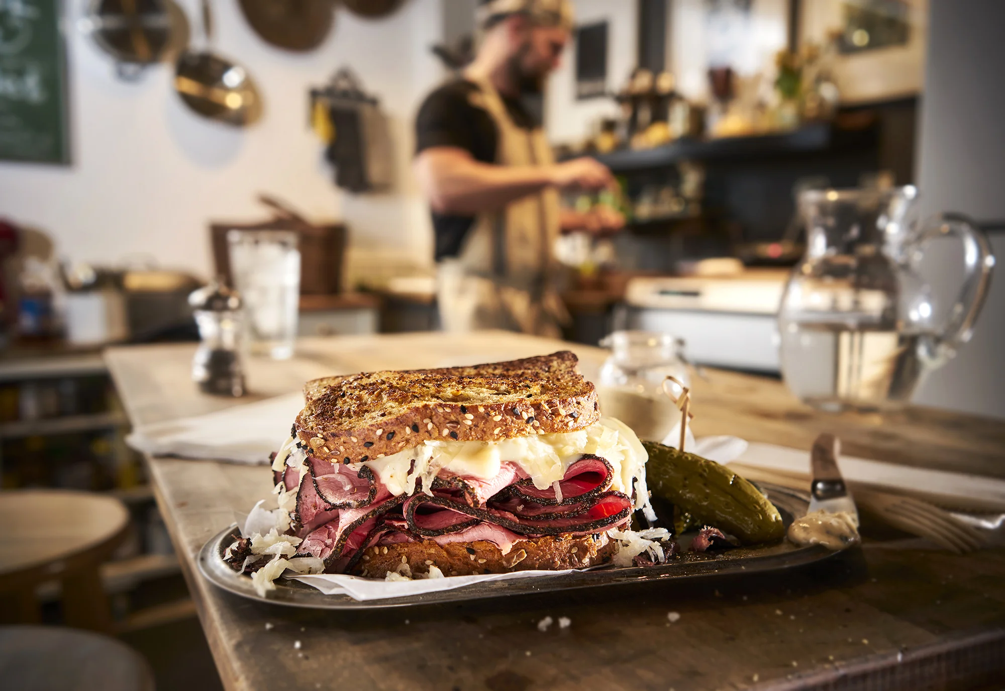 Pastrami sandwich2.jpg