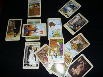 Applying the Tarot - Cartomancy