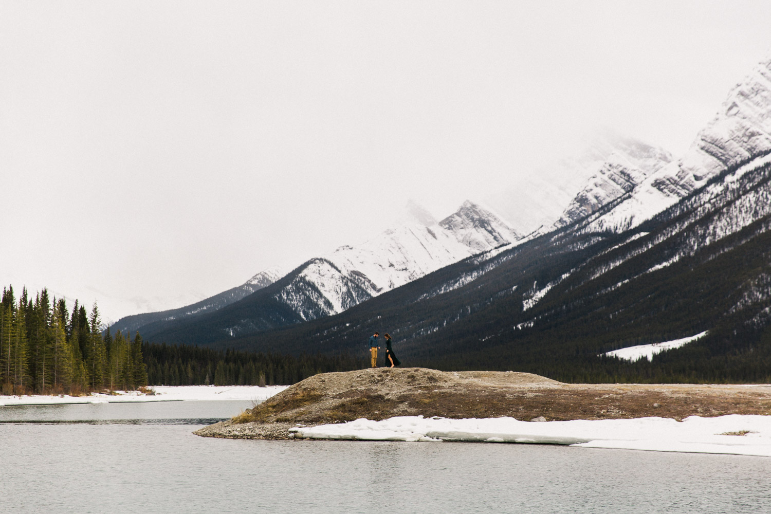 Canmore Anniversary Vacation Photographer Guenard Photography