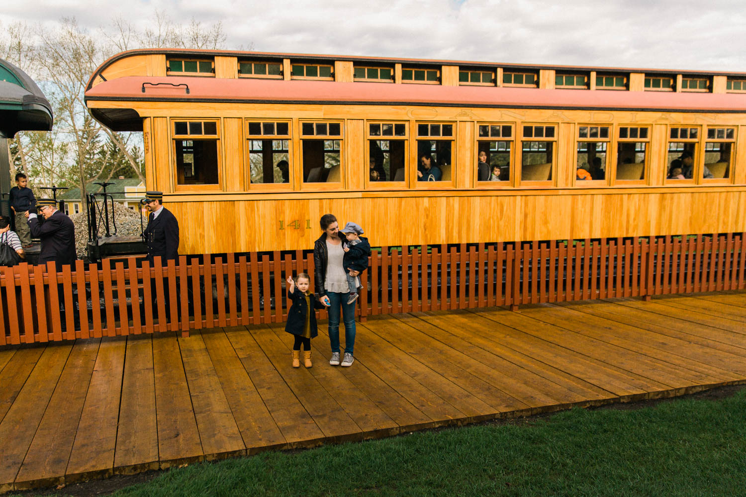 Day out with thomas, heritage park, calgary, Guenard photography, family activity
