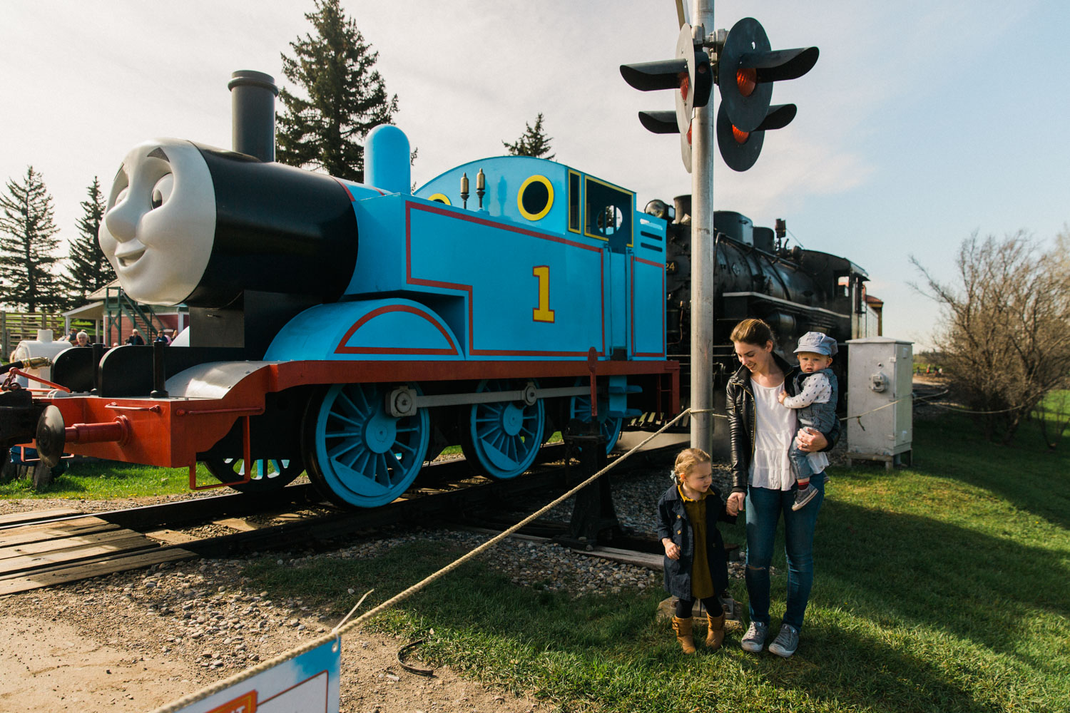 Day out with thomas, heritage park, calgary, Guenard photography, family activity